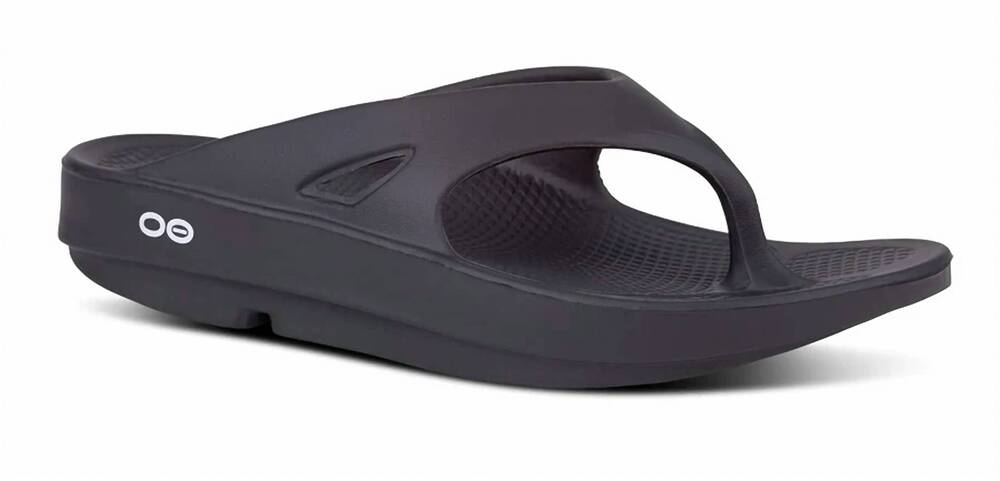 NEW OOFOS unisex ooriginal thong sandal in black